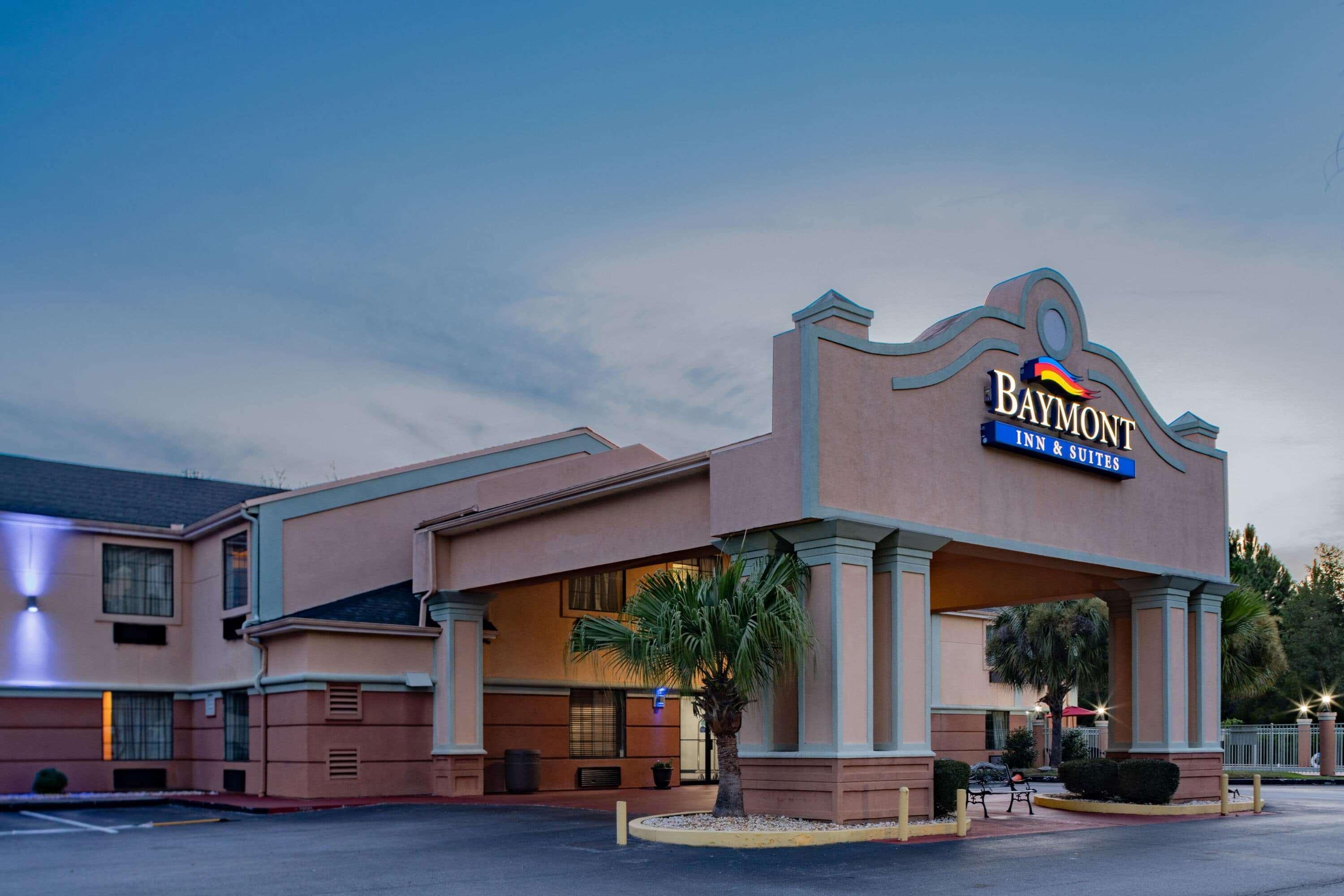 Baymont By Wyndham Hinesville Fort Stewart Area Extérieur photo