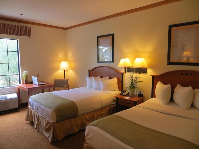 Baymont By Wyndham Hinesville Fort Stewart Area Extérieur photo